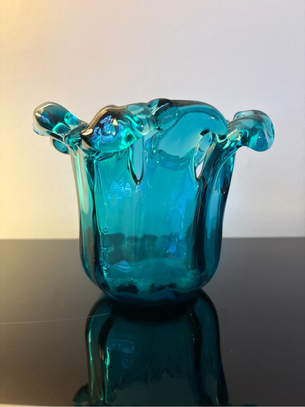Handmadep Italian teal blue art blown glass vase